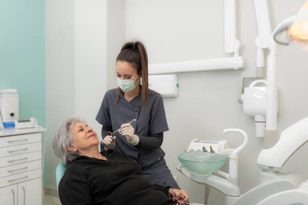 Best Emergency Dental Care for Broken or Chipped Teeth in Holley, FL